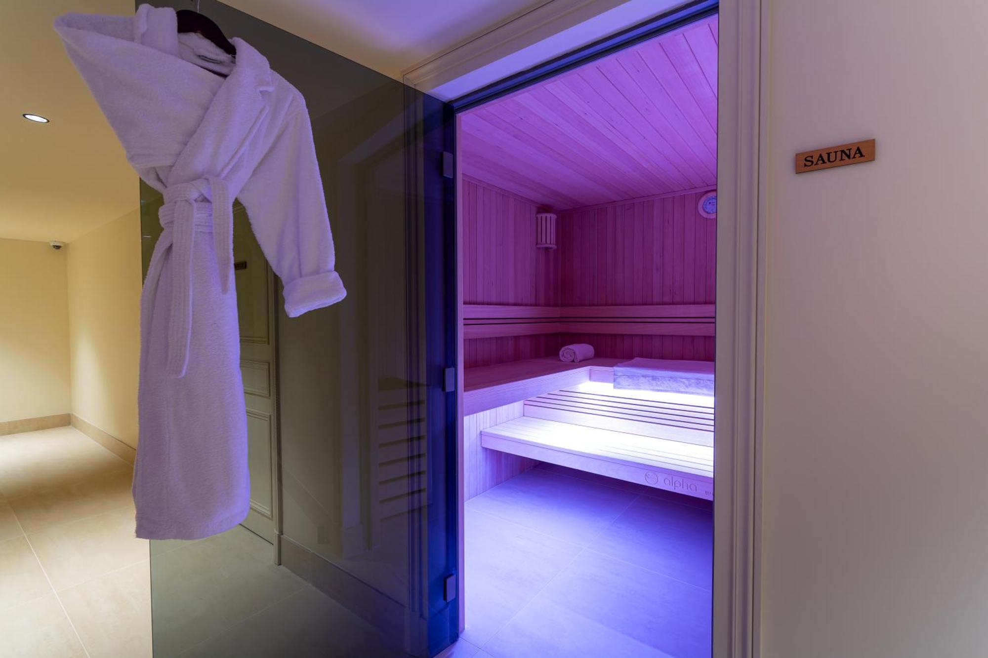 Hotel & Spa Napoleon فونتانبلو المظهر الخارجي الصورة